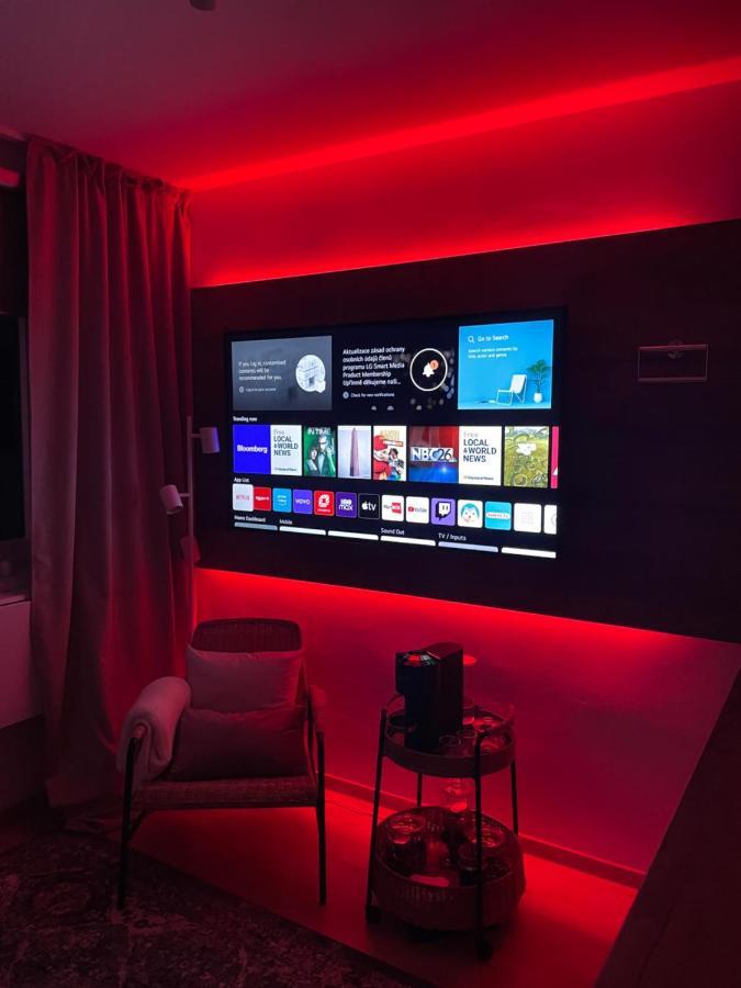 De Luxe Apartment, Wifi, Tv 65" Prague Extérieur photo